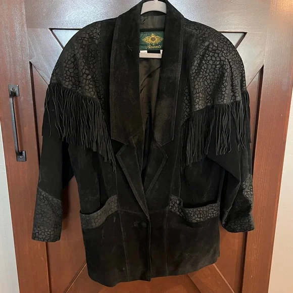 Vintage Leather Fringe Western Cowgirl Jacket - Picture 4 of 11